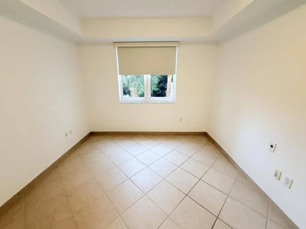 19900 E Country Club Drive Aventura FL 33180