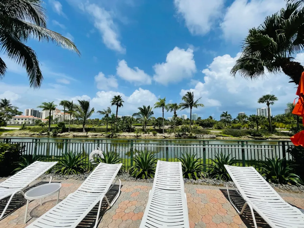 19900 E Country Club Drive Aventura FL 33180