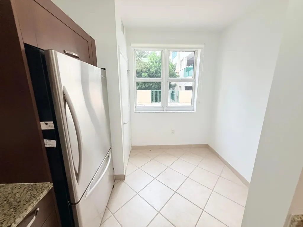 19900 E Country Club Drive Aventura FL 33180