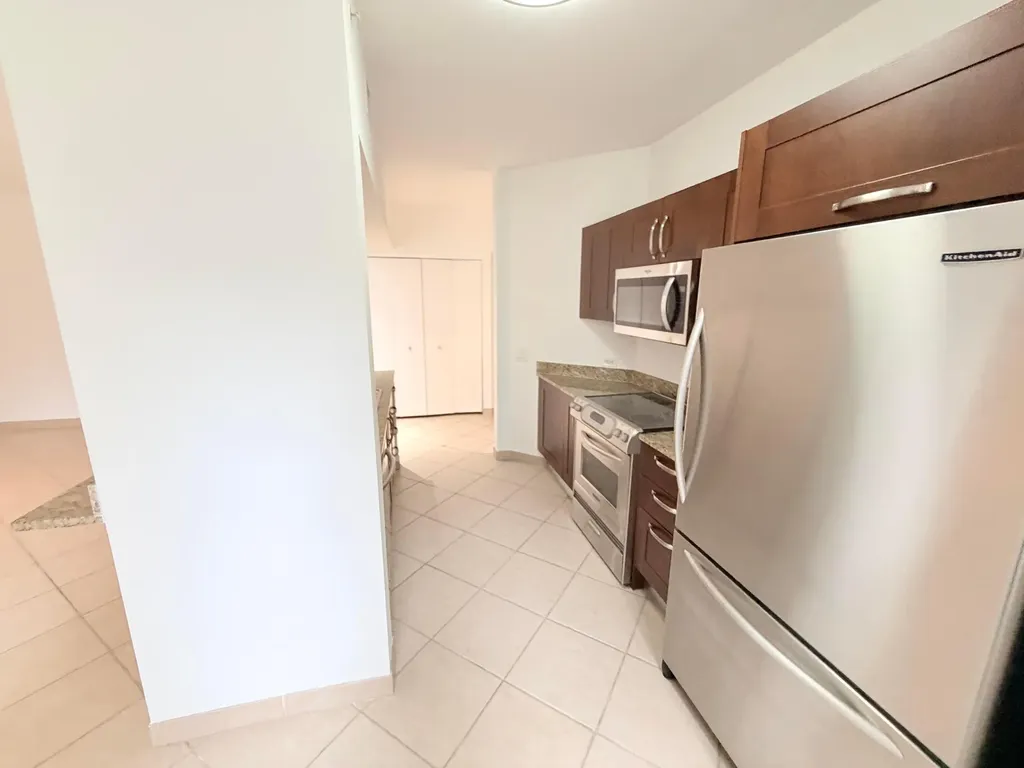 19900 E Country Club Drive Aventura FL 33180