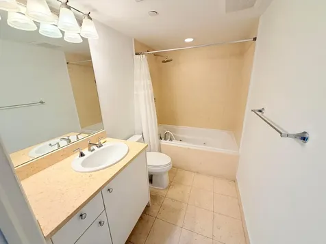 19900 E Country Club Drive Aventura FL 33180