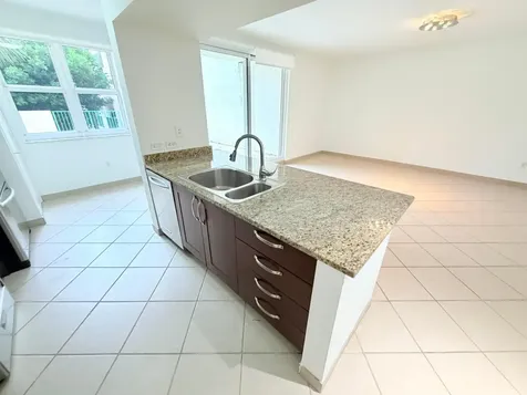 19900 E Country Club Drive Aventura FL 33180