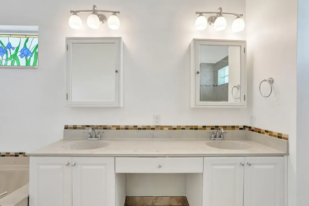 10304 NW 50th Court Coral Springs FL 33076