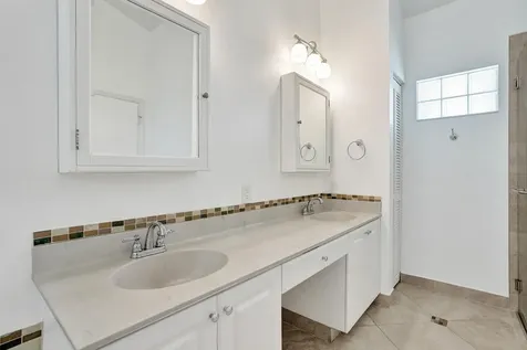 10304 NW 50th Court Coral Springs FL 33076