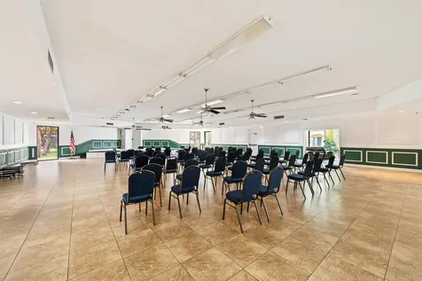 113 Royal Park Drive Oakland Park FL 33309