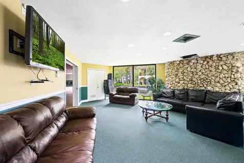 113 Royal Park Drive Oakland Park FL 33309
