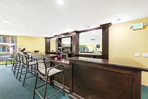 113 Royal Park Drive Oakland Park FL 33309