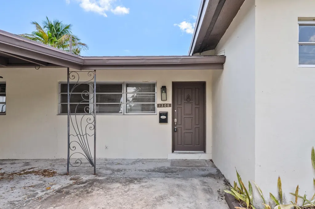 1308 SW 9th Avenue Fort Lauderdale FL 33315