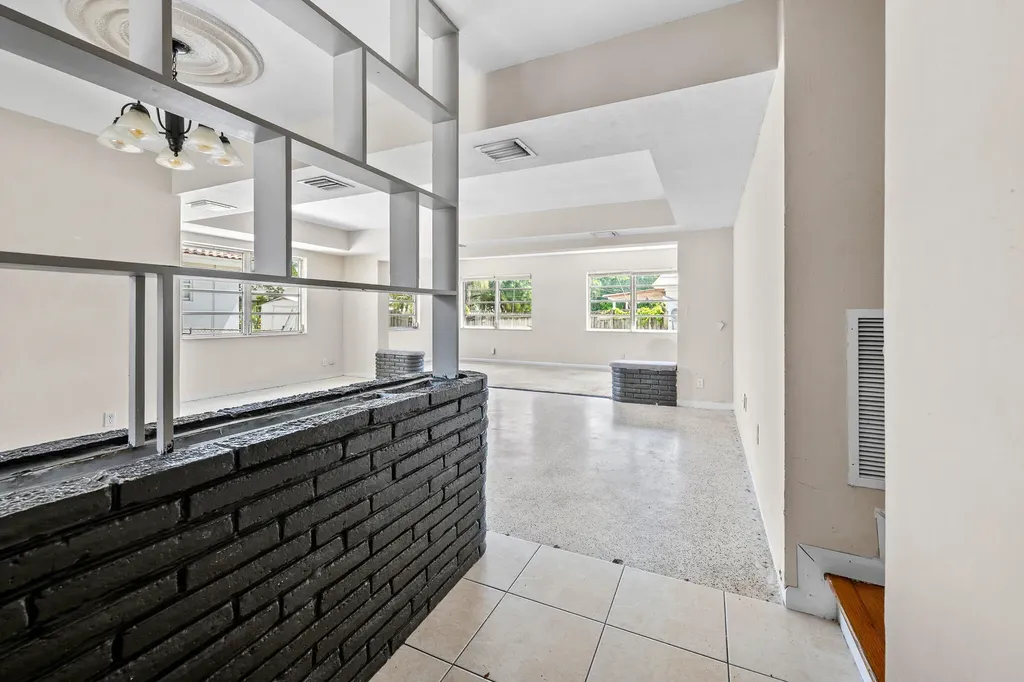1308 SW 9th Avenue Fort Lauderdale FL 33315