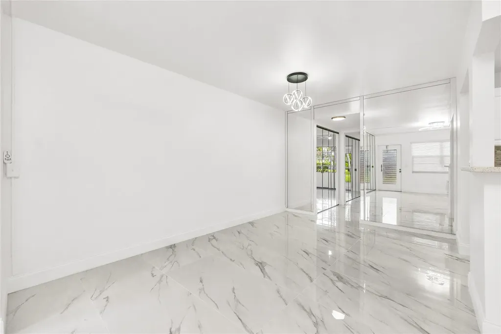 242 Tilford L Deerfield Beach FL 33442