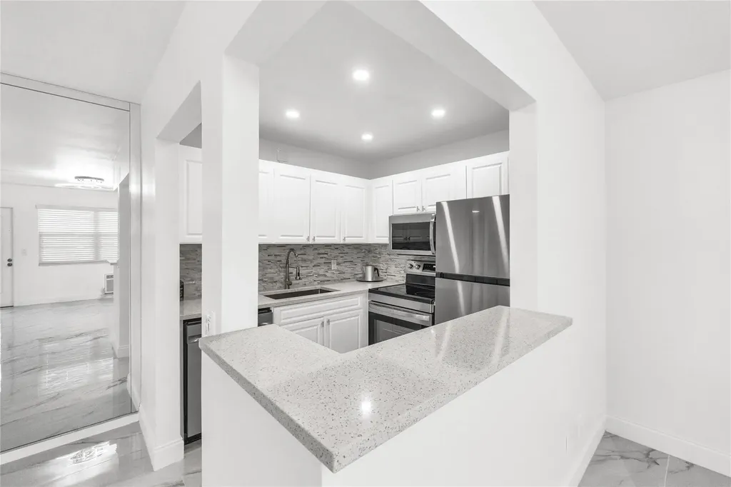 242 Tilford L Deerfield Beach FL 33442