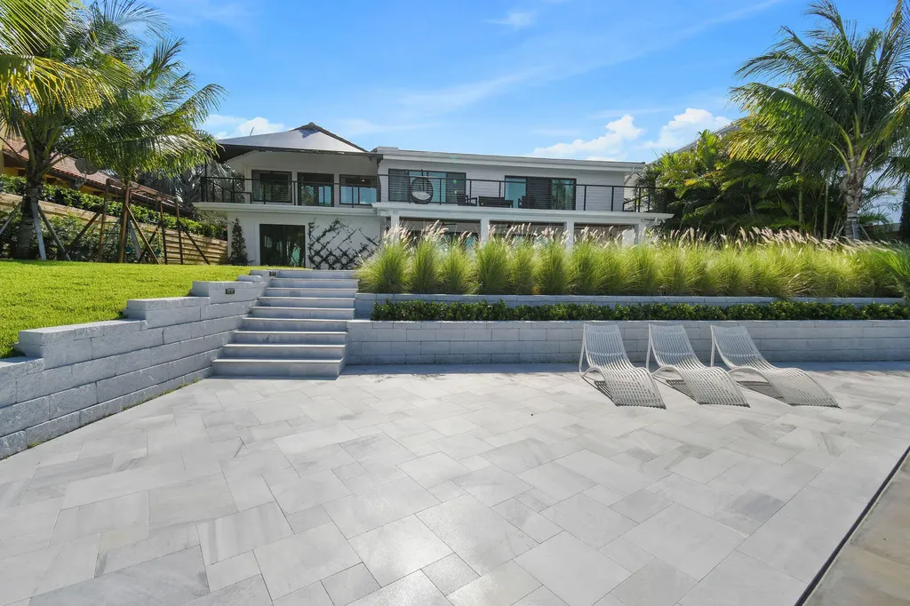 12880 S Shore Drive Palm Beach Gardens FL 33410