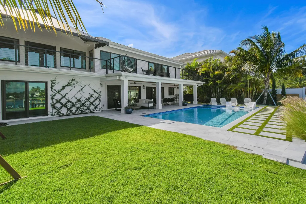 12880 S Shore Drive Palm Beach Gardens FL 33410