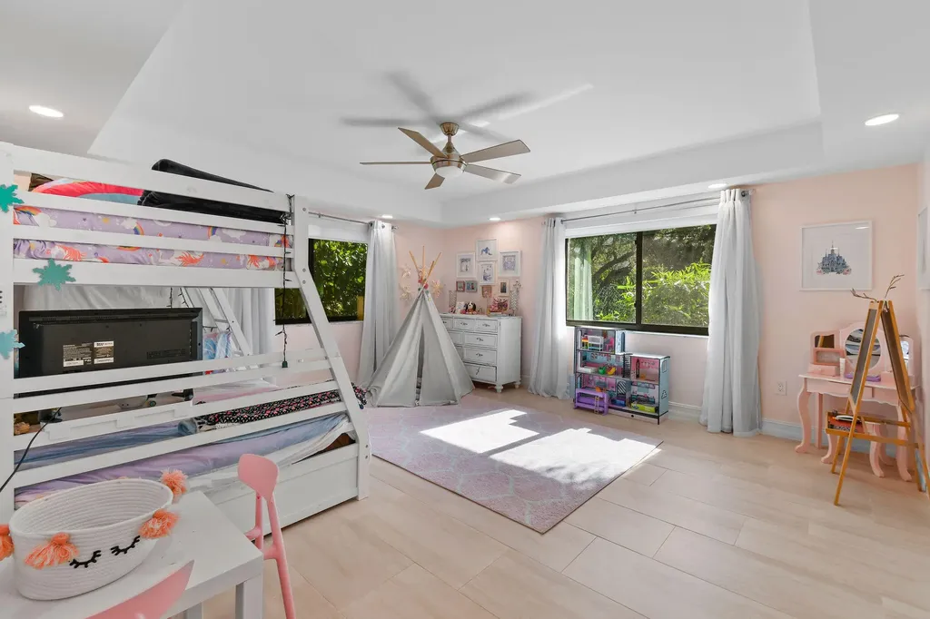 12880 S Shore Drive Palm Beach Gardens FL 33410