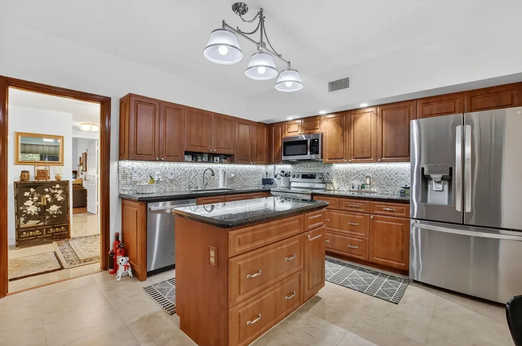 7590 Elmridge Drive Boca Raton FL 33433