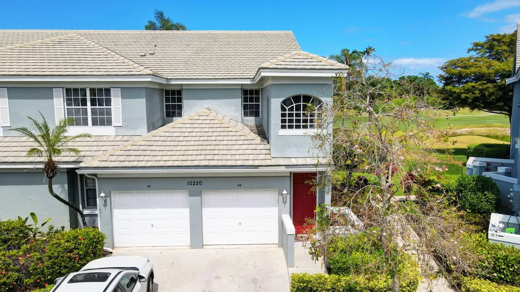 10220 Andover Coach Circle Wellington FL 33449