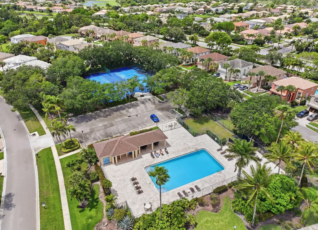 113 E Saratoga Boulevard Boulevard E Royal Palm Beach FL 33411