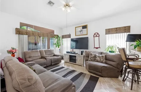 113 E Saratoga Boulevard Boulevard E Royal Palm Beach FL 33411