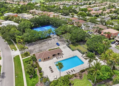 113 E Saratoga Boulevard Boulevard E Royal Palm Beach FL 33411