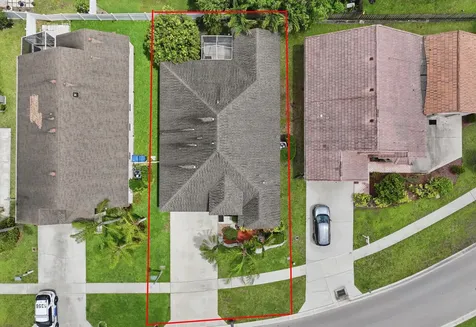 113 E Saratoga Boulevard Boulevard E Royal Palm Beach FL 33411