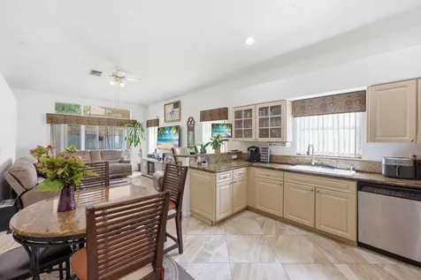 113 E Saratoga Boulevard Boulevard E Royal Palm Beach FL 33411
