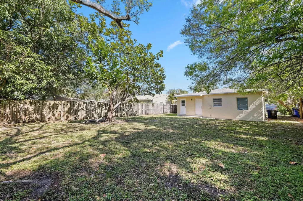 1409 NW 7th Avenue Fort Lauderdale FL 33311