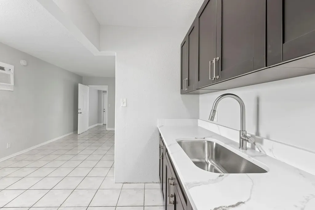 1409 NW 7th Avenue Fort Lauderdale FL 33311