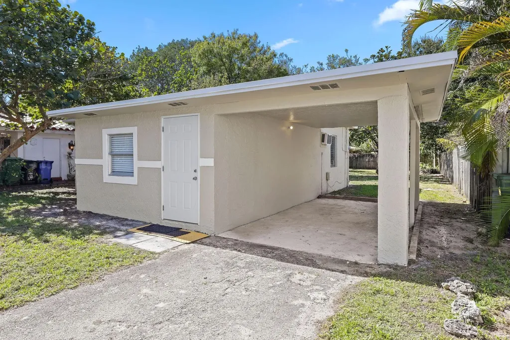 1409 NW 7th Avenue Fort Lauderdale FL 33311