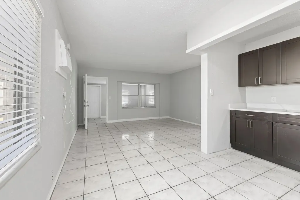 1409 NW 7th Avenue Fort Lauderdale FL 33311