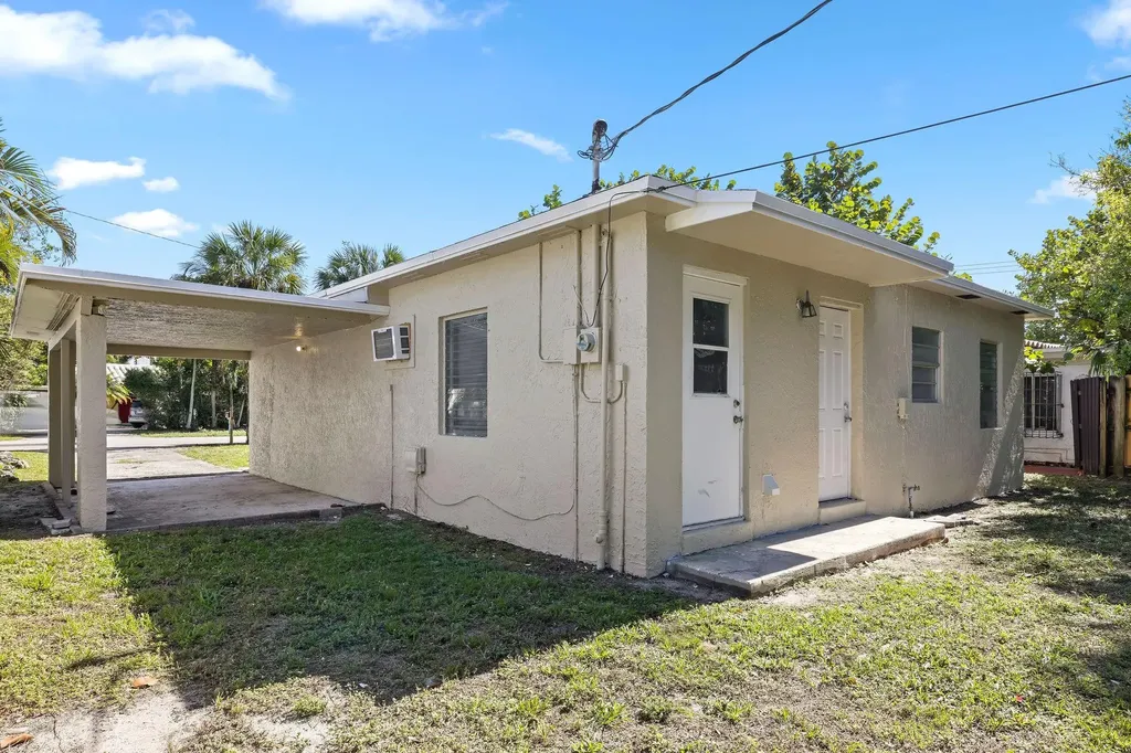 1409 NW 7th Avenue Fort Lauderdale FL 33311