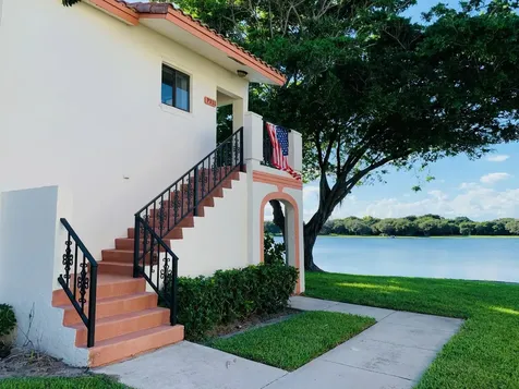 330 Palmwood Place Boca Raton FL 33431