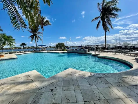 120 Yacht Club Way Hypoluxo FL 33462