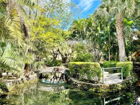120 Yacht Club Way Hypoluxo FL 33462