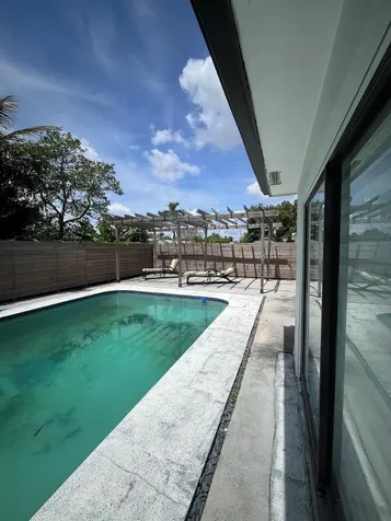 6800 SW 7th Place North Lauderdale FL 33068