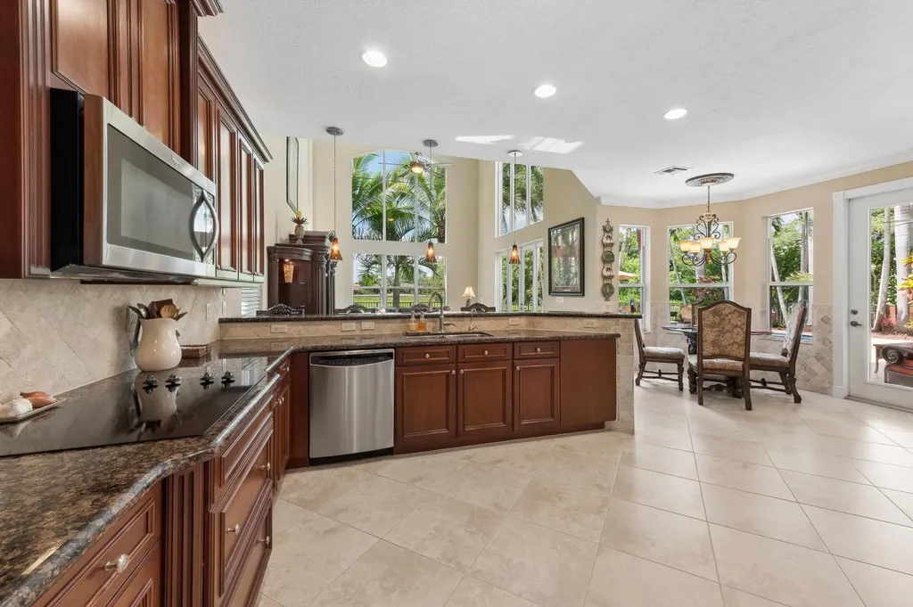9174 Oak Alley Drive Wellington FL 33467