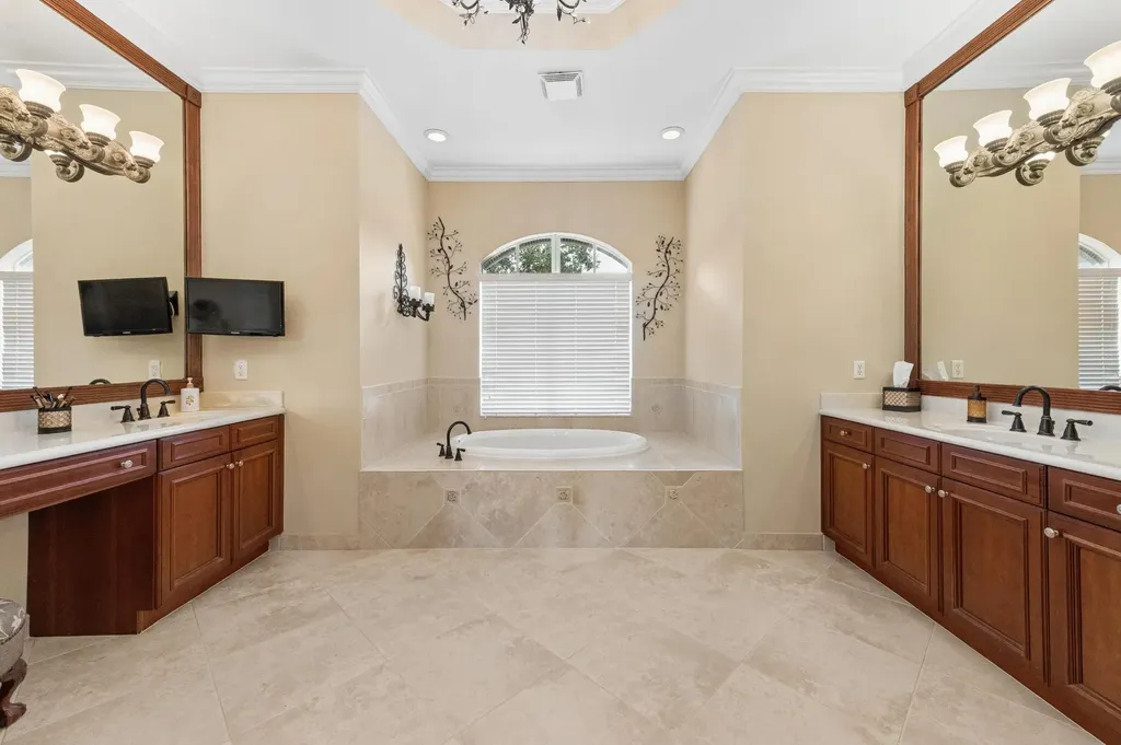 9174 Oak Alley Drive Wellington FL 33467