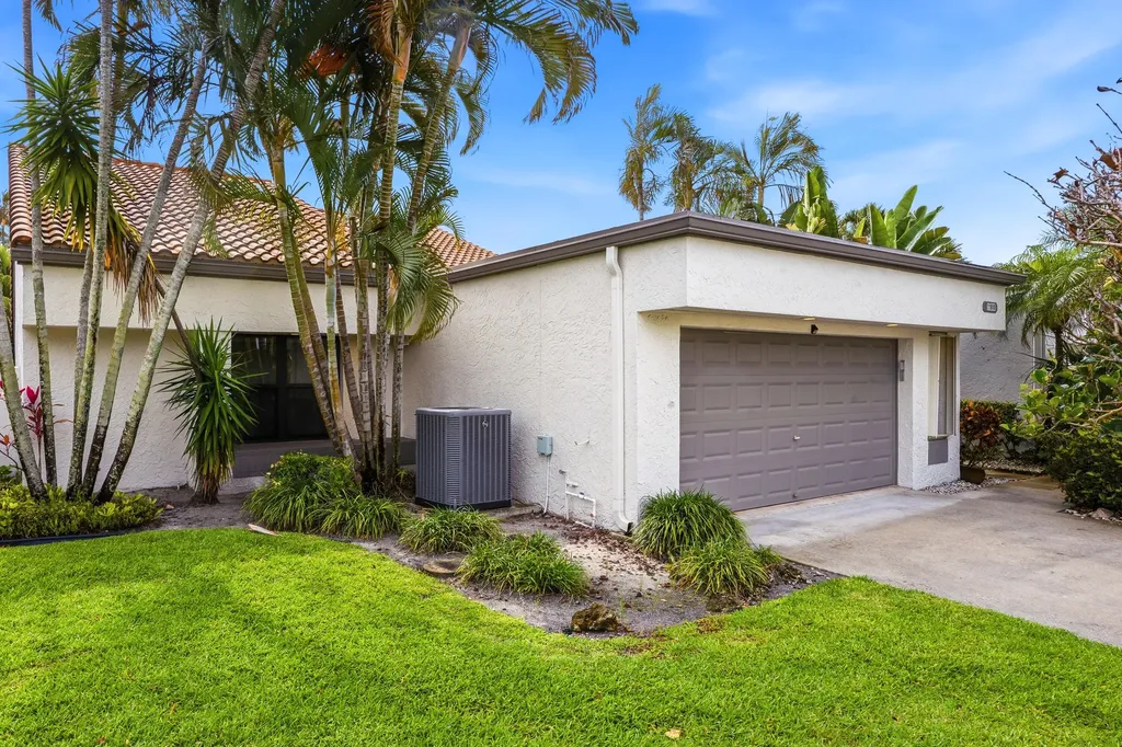 11810 Kiva Drive Boynton Beach FL 33437