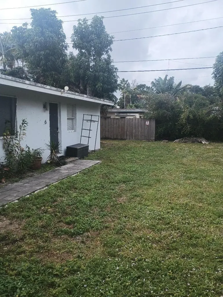 1135 NE 15th Avenue Fort Lauderdale FL 33304