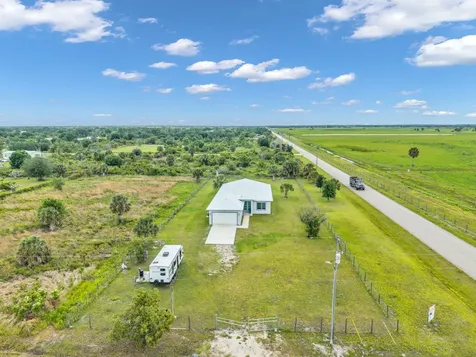 14411 NW 266th Street Okeechobee FL 34972