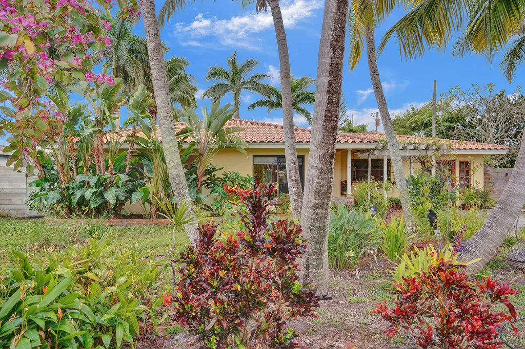 420 NE 36th Street Boca Raton FL 33431