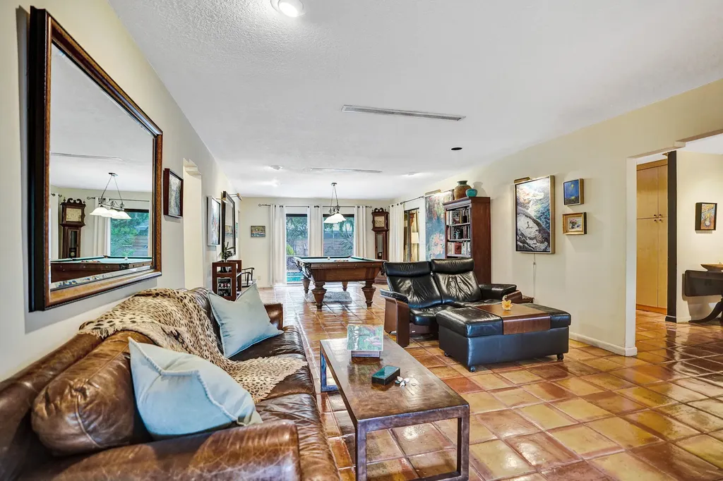420 NE 36th Street Boca Raton FL 33431