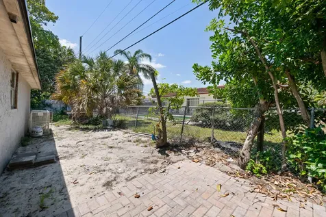 101 NW 18th Street Pompano Beach FL 33060