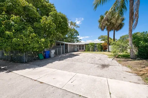 101 NW 18th Street Pompano Beach FL 33060