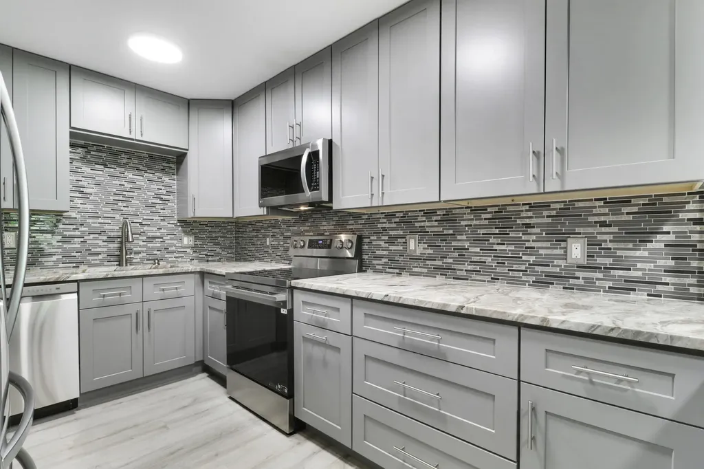384 Golfview Road North Palm Beach FL 33408
