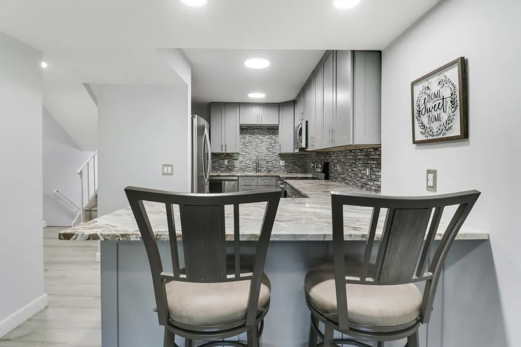 384 Golfview Road North Palm Beach FL 33408