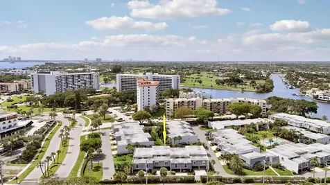 384 Golfview Road North Palm Beach FL 33408