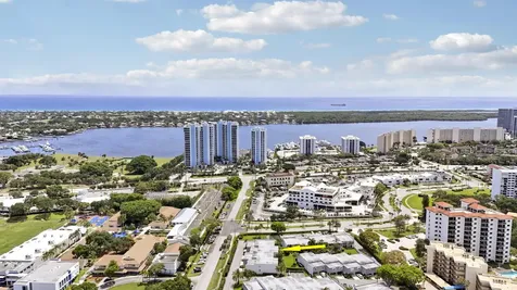 384 Golfview Road North Palm Beach FL 33408