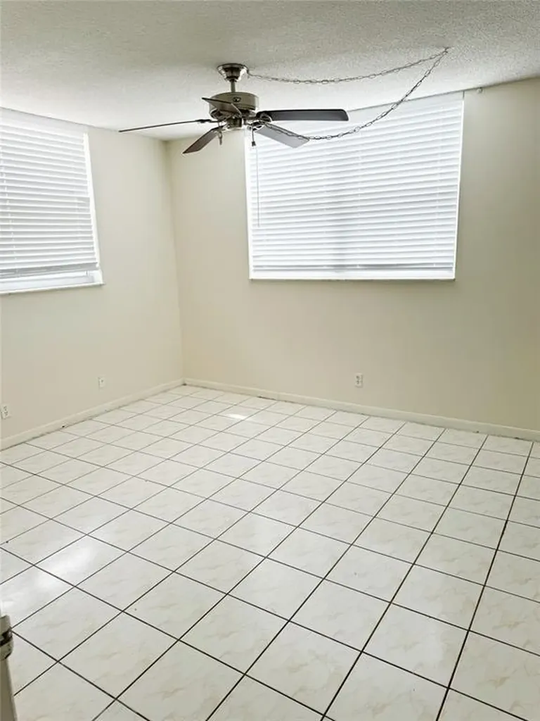 1830 Dixianna Street Hollywood FL 33020