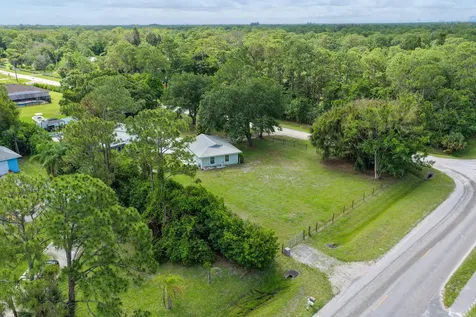 16582 Mellen Lane Jupiter FL 33478