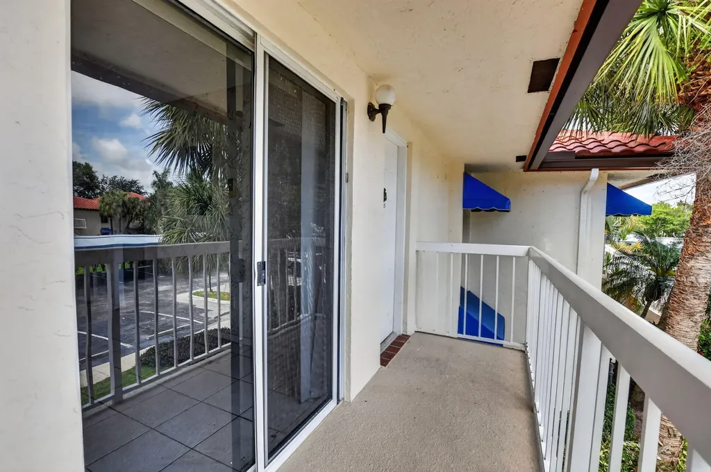 280 NW 67th Street Boca Raton FL 33487